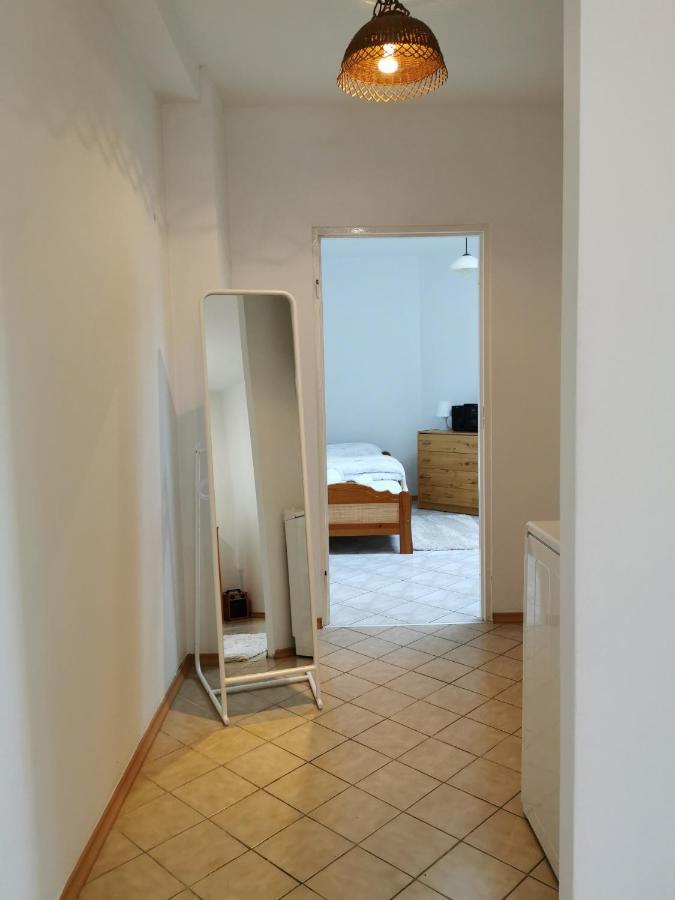 White Apartment يابولنا المظهر الخارجي الصورة