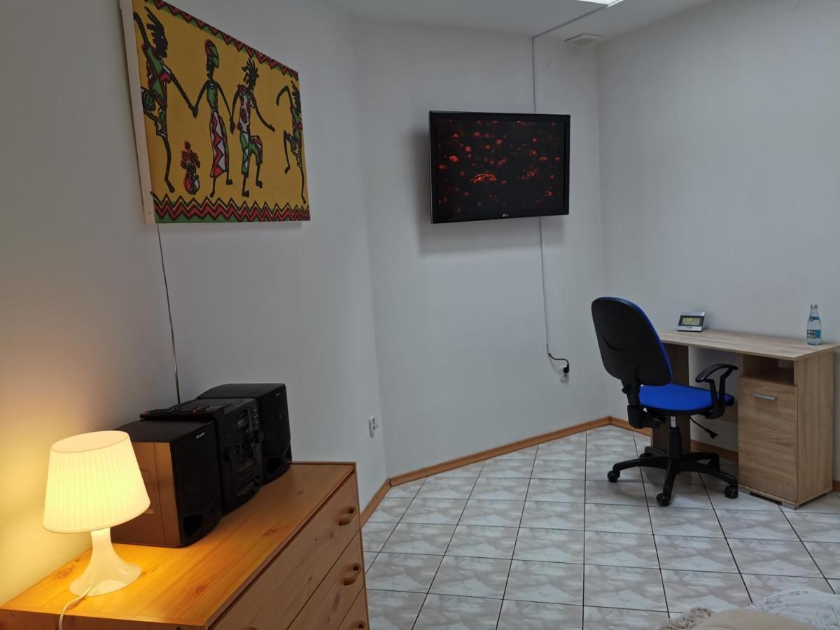 White Apartment يابولنا المظهر الخارجي الصورة